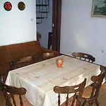 Kate Apartman *