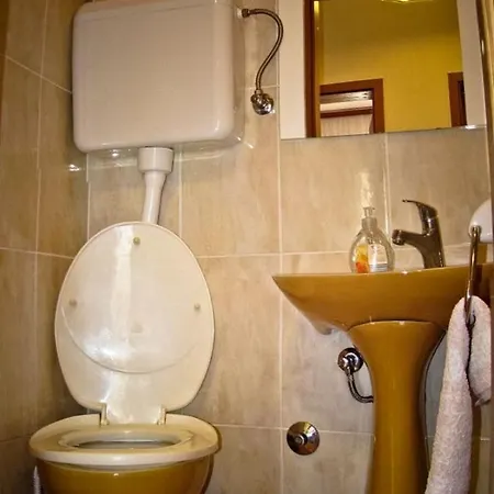 Διαμέρισμα Kate Τρογκίρ